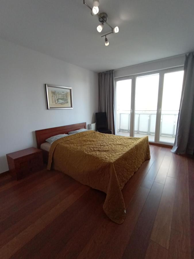 Private Of - Free Parking Apartment *